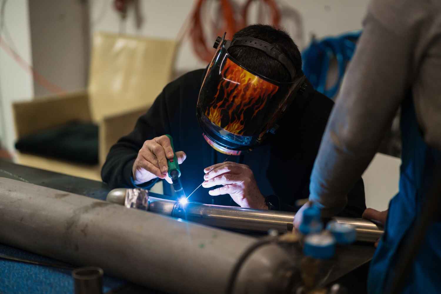 Welder & Metal Fabrication